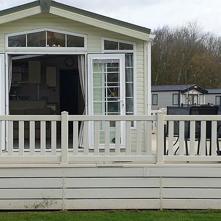 Caravan In The Cotswolds Villa ไซเร็นเซสเตอร์ ภายนอก รูปภาพ