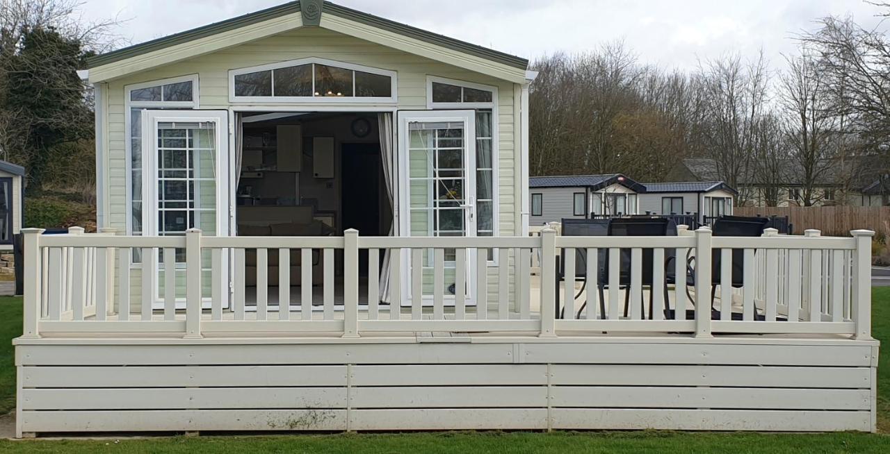 Caravan In The Cotswolds Villa ไซเร็นเซสเตอร์ ภายนอก รูปภาพ