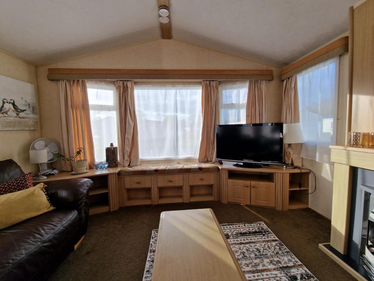 Caravan In The Cotswolds Villa ไซเร็นเซสเตอร์ ภายนอก รูปภาพ