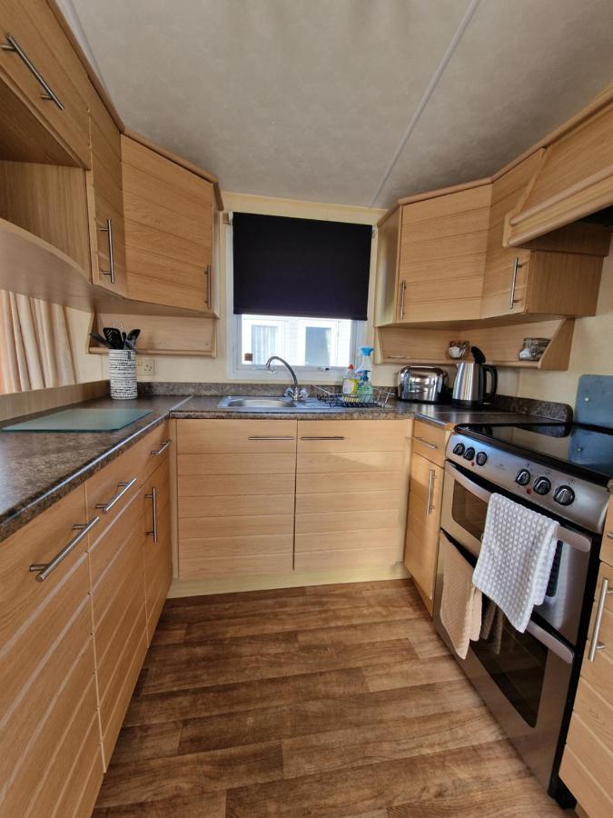 Caravan In The Cotswolds Villa ไซเร็นเซสเตอร์ ภายนอก รูปภาพ